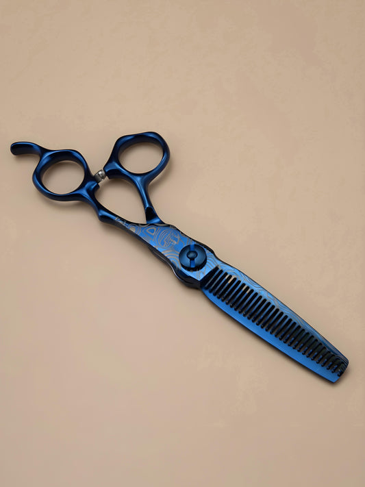Ame Whisper – Professional 6" Right-Handed Japanese Blue Damascus Steel Hairdressing Scissors