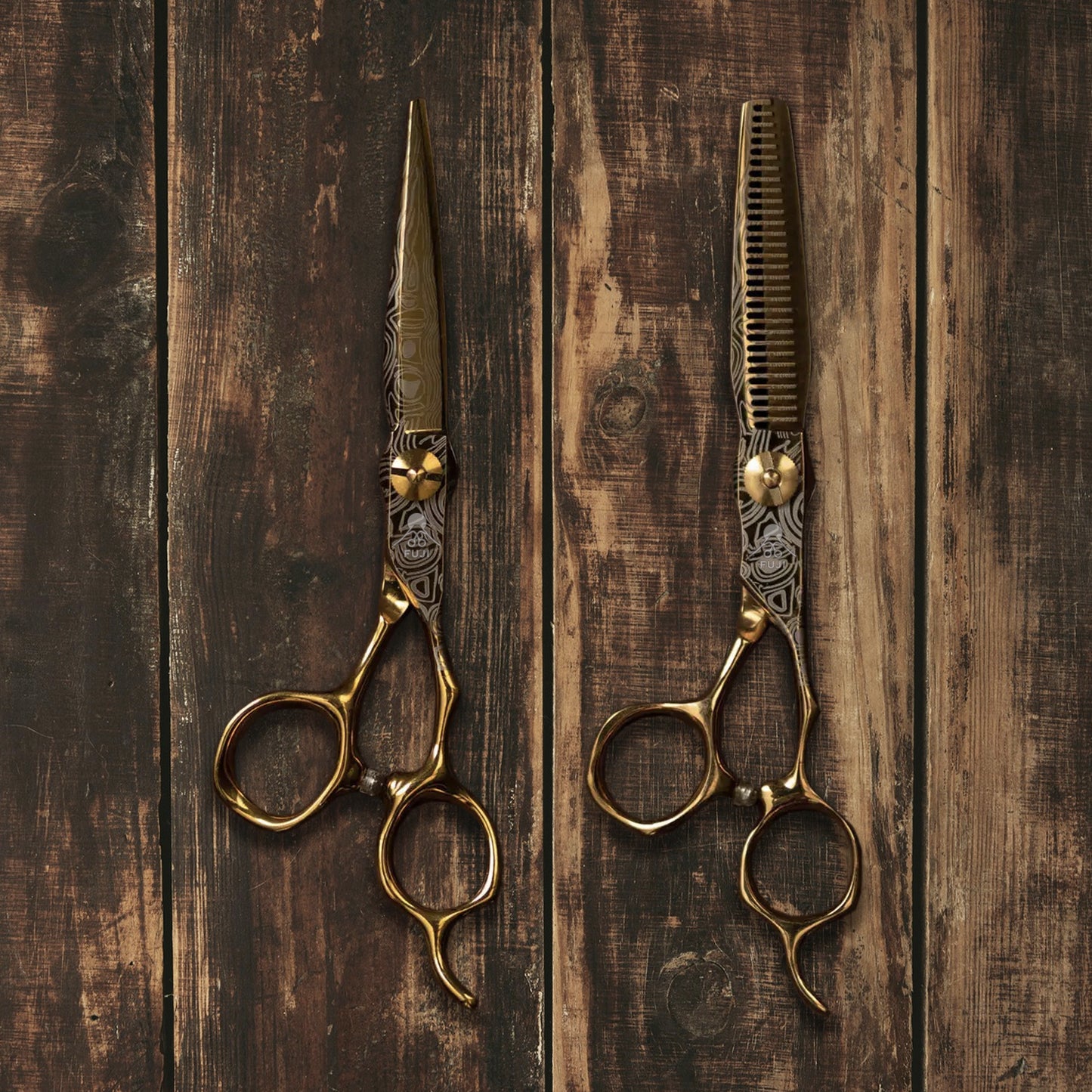 Yume Sharp - Professional 6" Right-handed Japanese Damascus Steel Hairdressing Scissors
