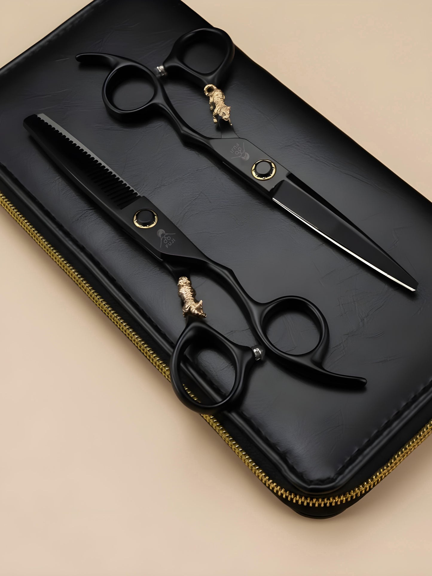 Koru Tiger – Tijeras de Peluquería Profesionales 6" para Diestros, Acero Japonés