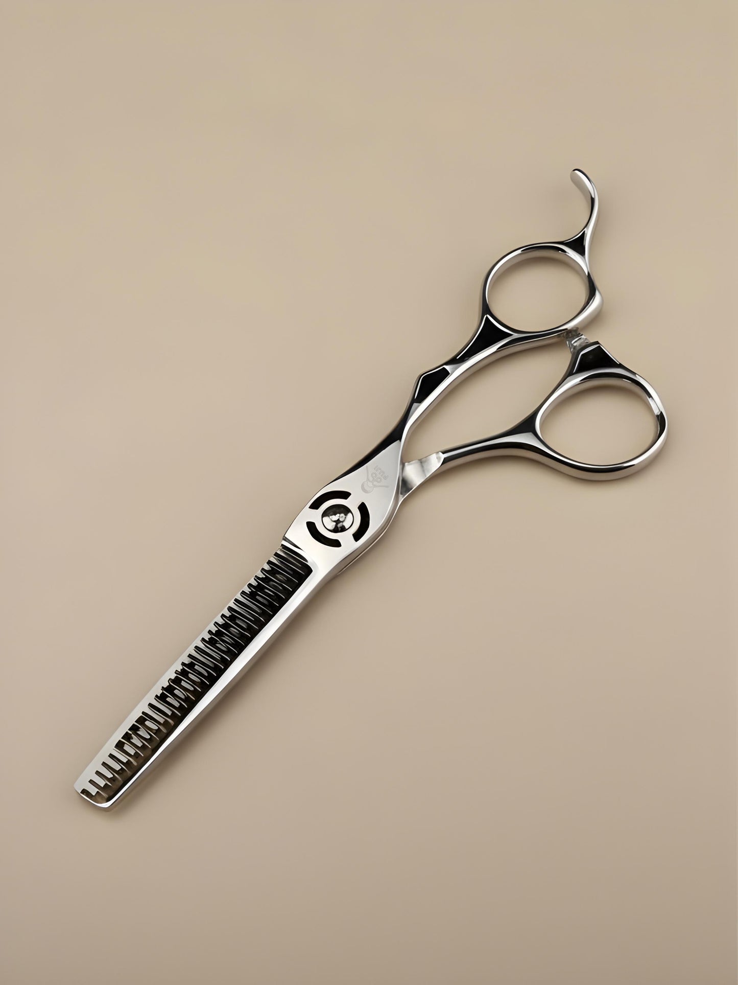 Kurai Aero Edge – Tijeras de Peluquería Profesionales 6" para Diestros, Acero Japonés