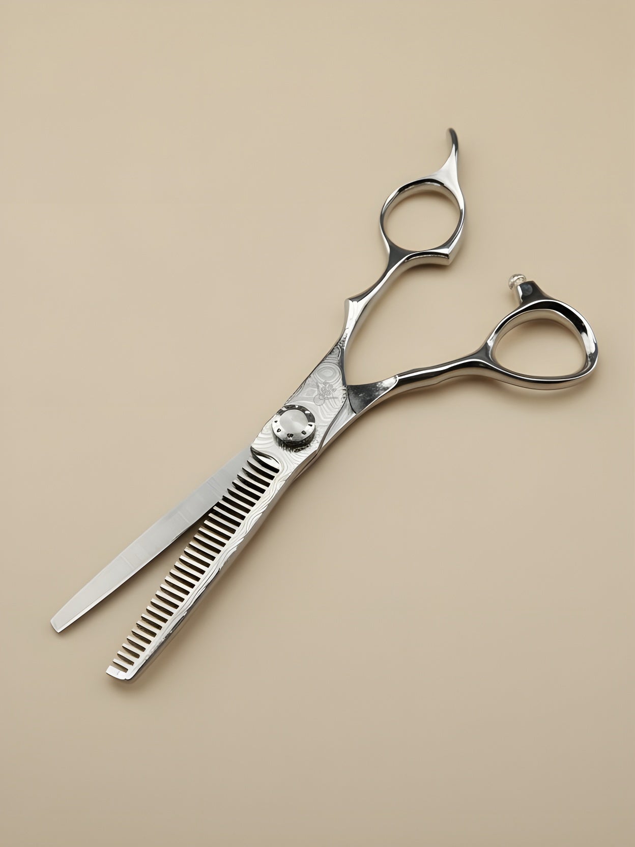 Mizuki Line – Professionelle 6,5" Rechtshändige Japanische Damascus-Friseurschere