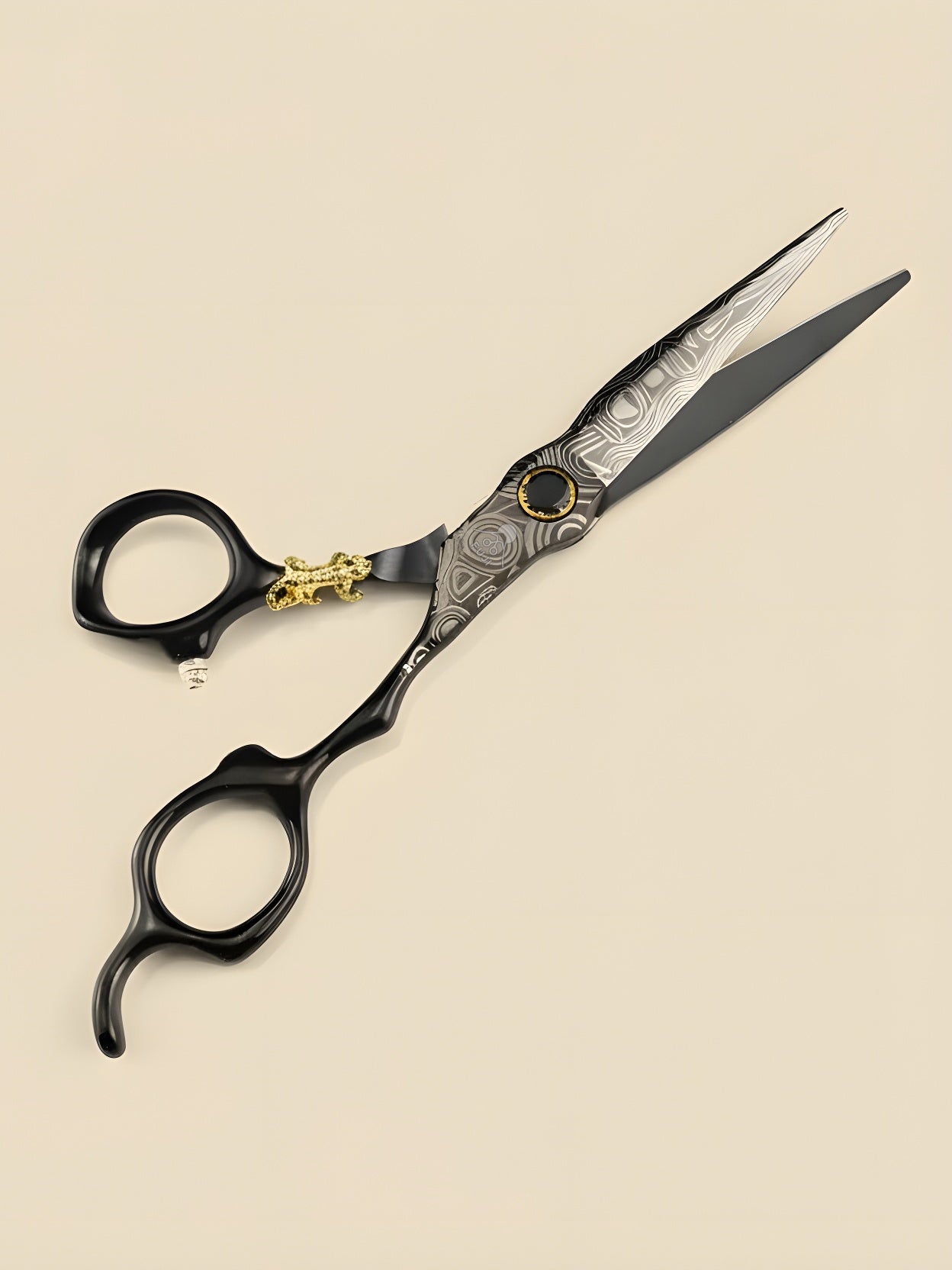 Noa Precision – Professional 6" Right-Handed Japanese Steel Hairdressing Scissors